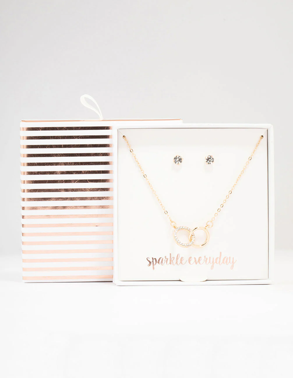 Gold Interlocking Circle Jewellery Set - Image 2