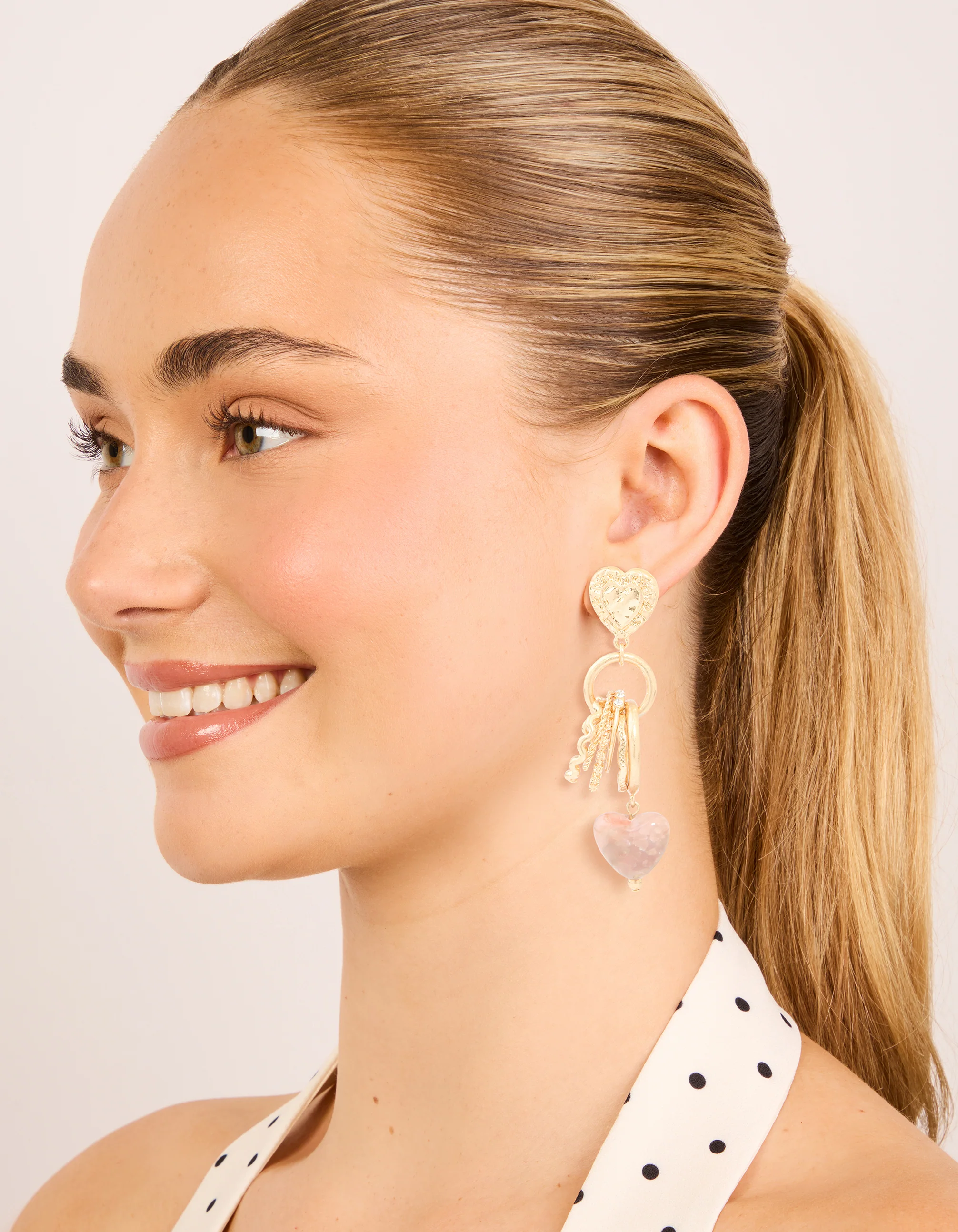 Worn Gold Heart & Ring Textured Drop Earrings - Image 4